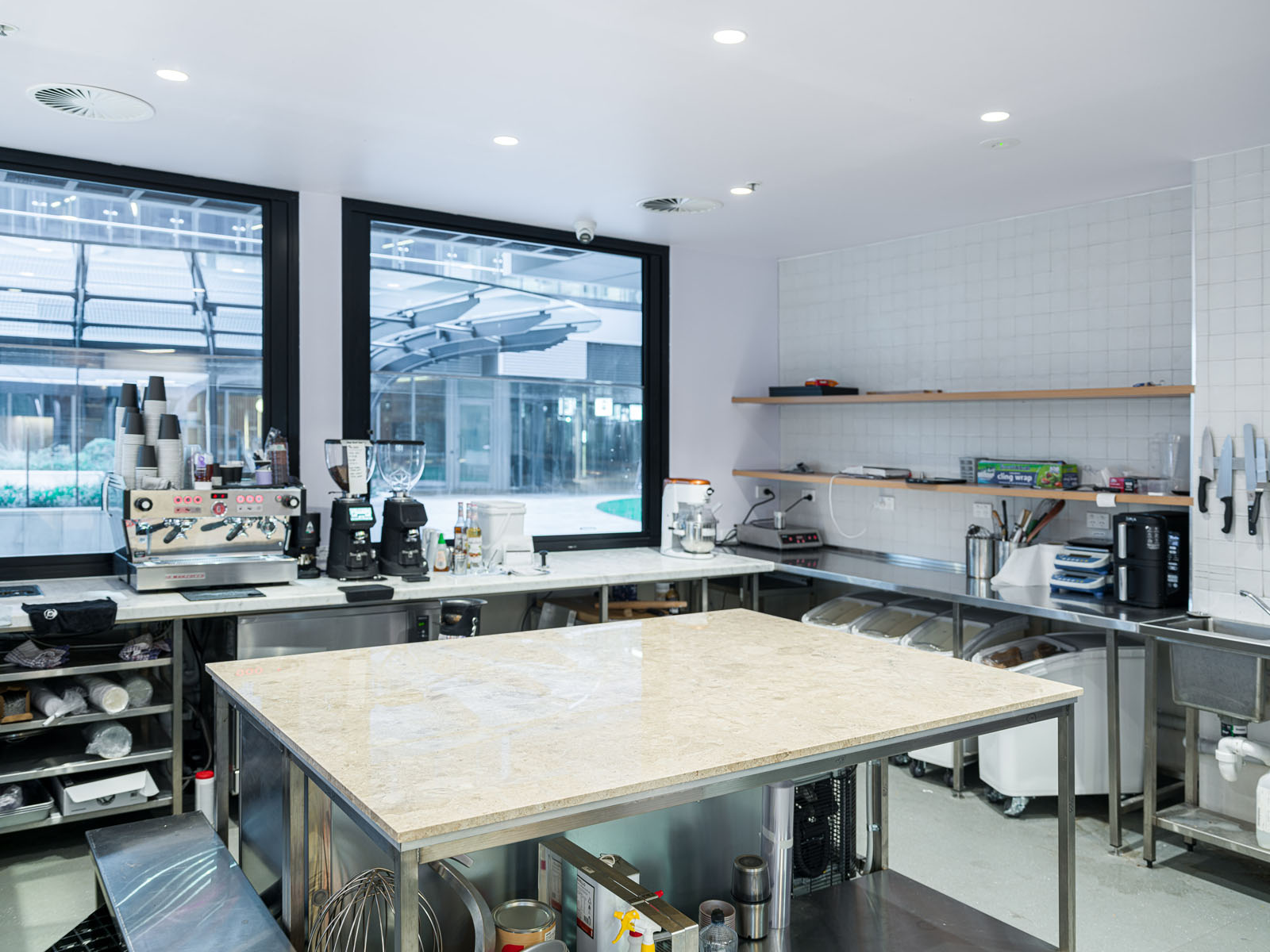 liteco hospitality Freo St Leonards 037