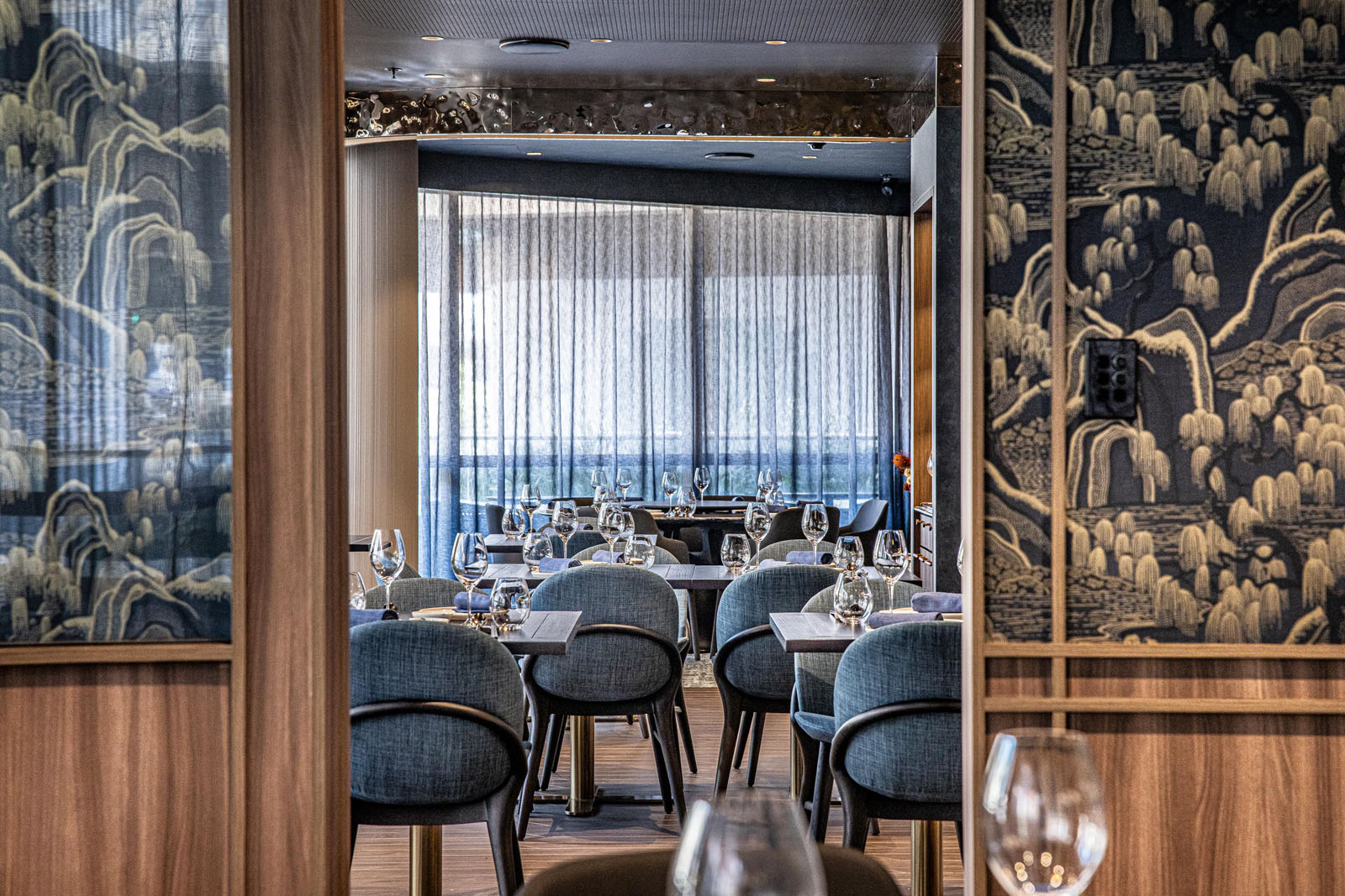 liteco hospitality pearl dining qqt circular quay 016